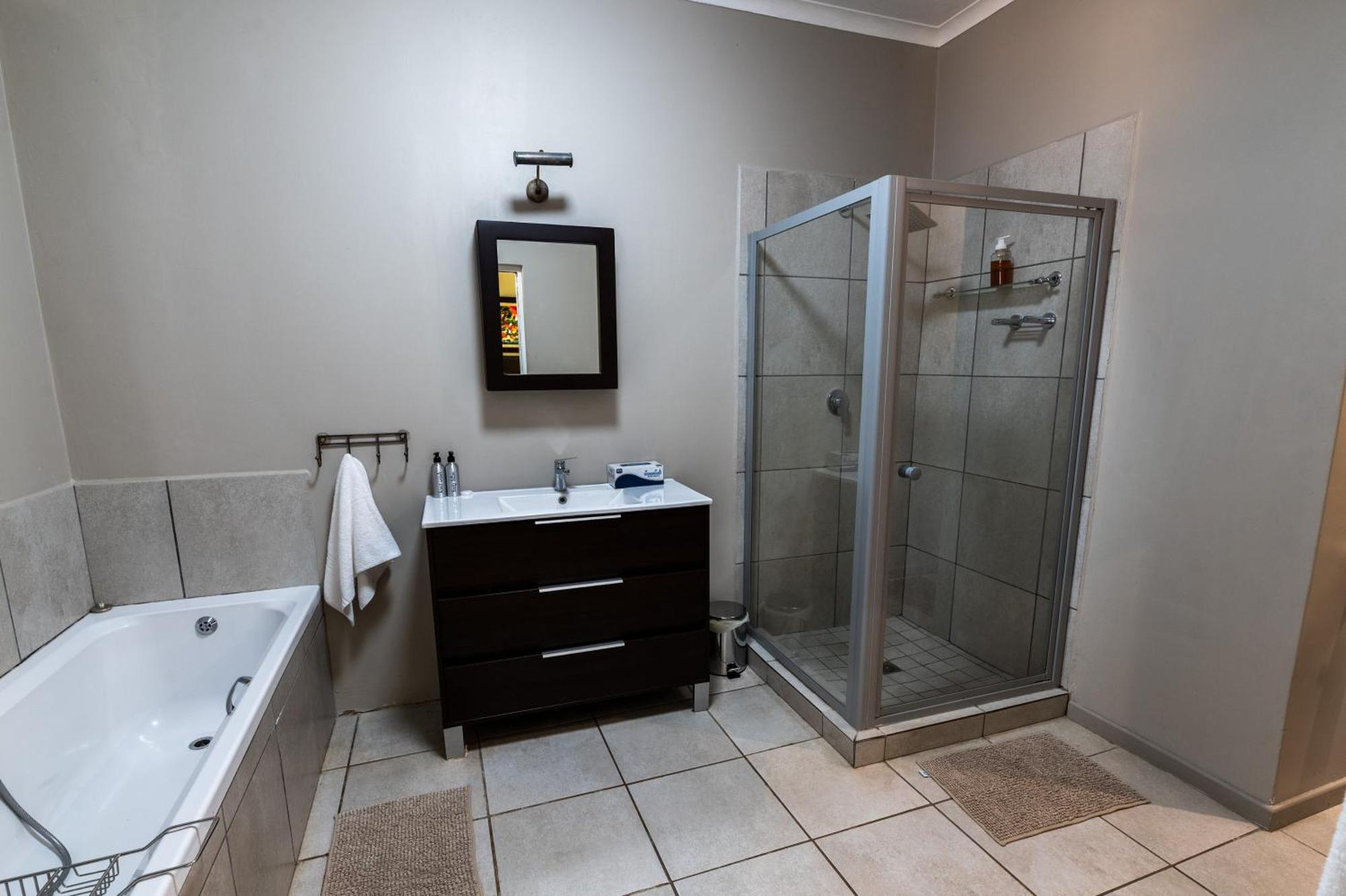 Migdash Guesthouse Hartbeespoort Luaran gambar
