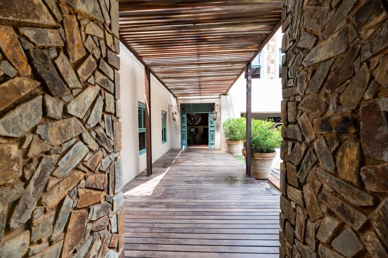 Migdash Guesthouse Hartbeespoort Luaran gambar