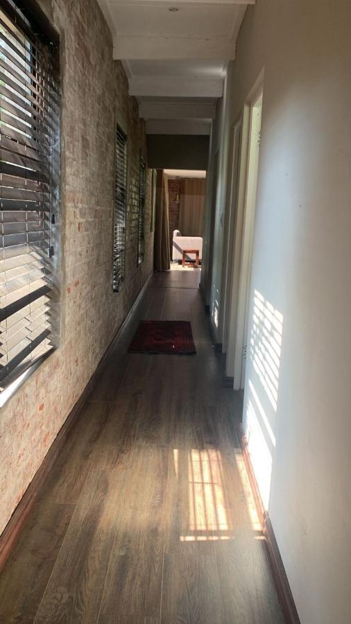 Migdash Guesthouse Hartbeespoort Luaran gambar